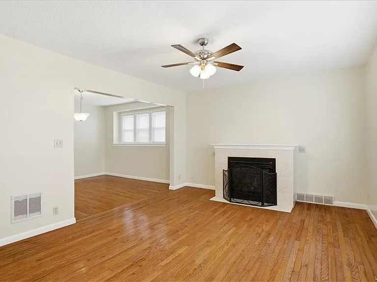 315 Crestwood Ave #2 — Photo 4