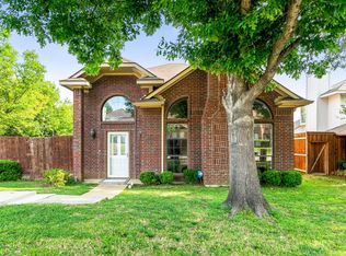 1421 Homestead Ln, Carrollton, TX 75007