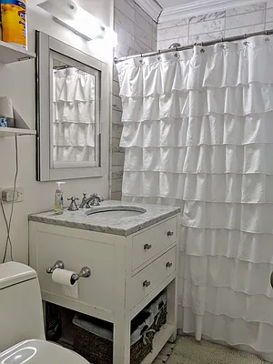 Rented by PocketBroker Inc | media 18