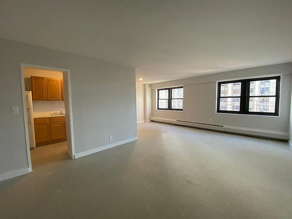 1st image of 111 Wadsworth Ave #29P