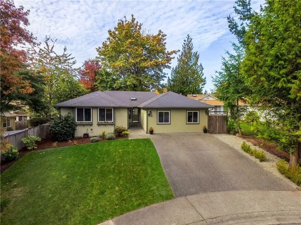 905 223rd Ct NE, Sammamish, WA 98074