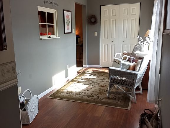 4th image of 1339 Cornish Dr