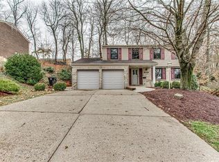5895 Dashwood Dr, Bethel Park, PA