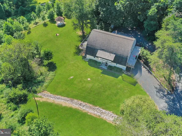 3523 Southside Ave, Phoenix, MD 21131