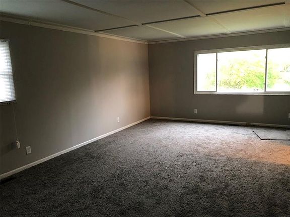 2nd image of 3382 N Downey Ave