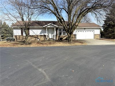 10 Edith Ct, Bowling Green, OH, 43402