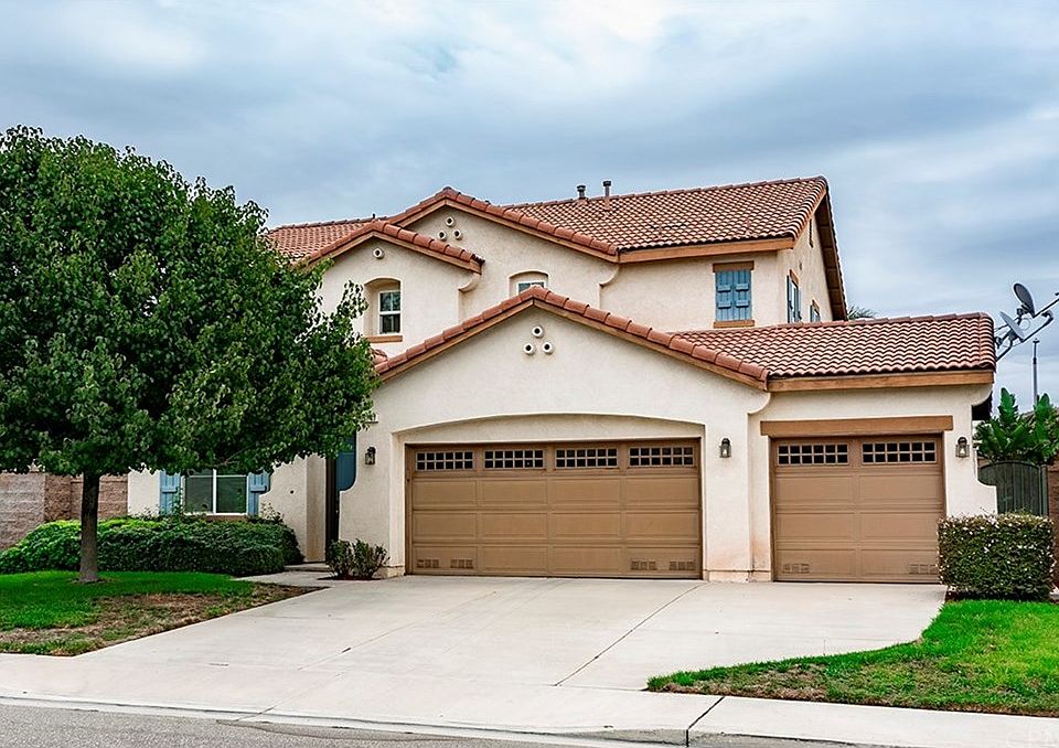 2nd image of 5947 Forest Glen Dr