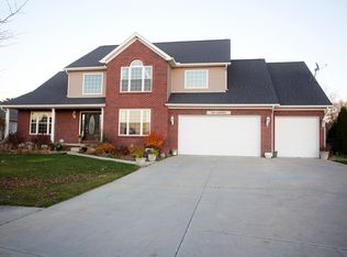 265 Capitol Dr, Marysville, MI