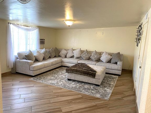 5th image of 7226 W Montebello Ave