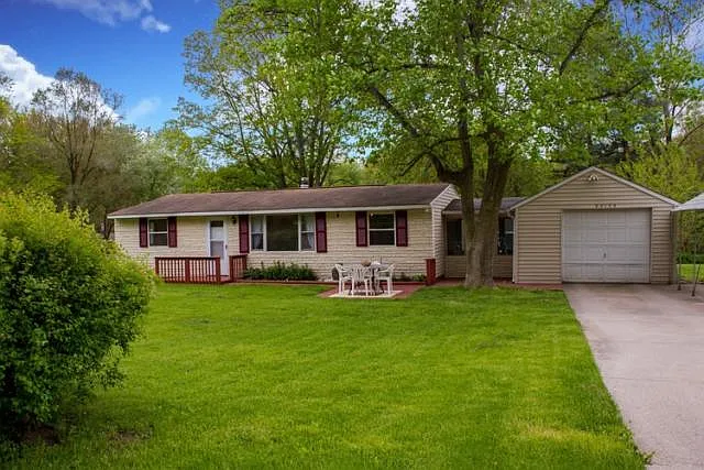 53125 Hickory Rd photo 1