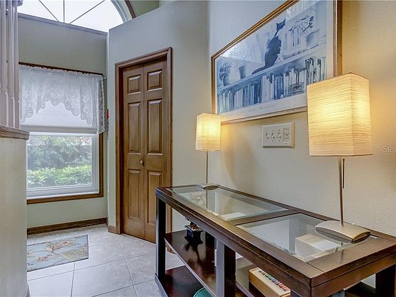 4th image of 2522 Stony Brook Ln