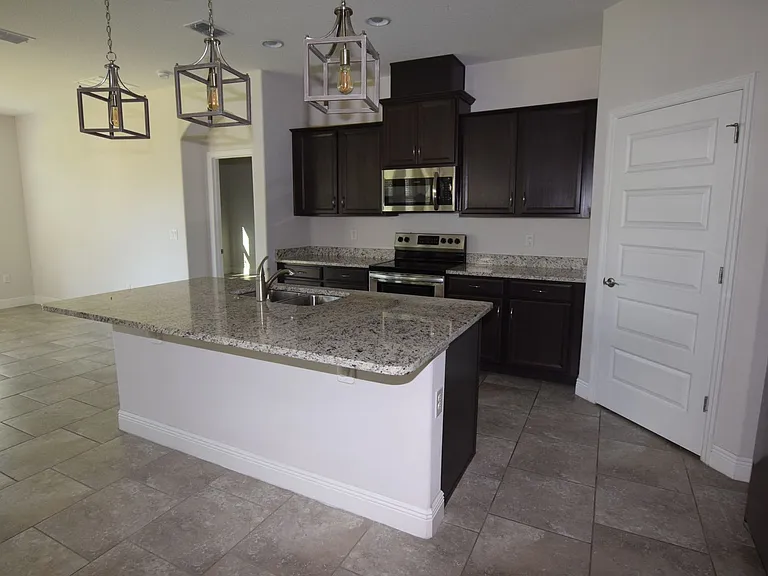10284 Atwater Bay Dr — Photo 9