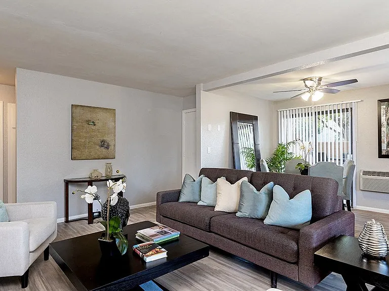 The Casas — Photo 25