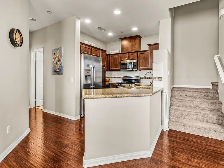5081 Cascade Way #101 — Photo 7