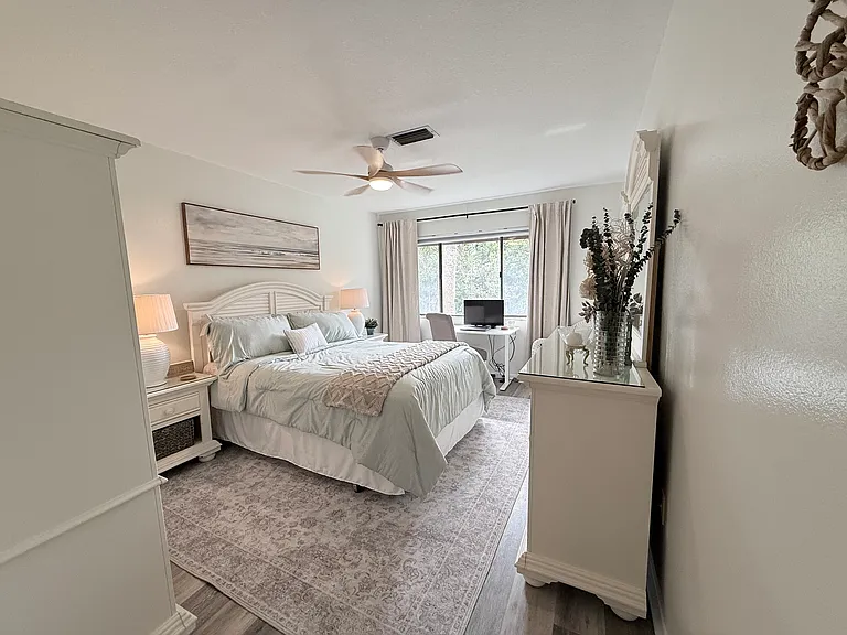 1648 Stickney Point Rd #202 — Photo 9