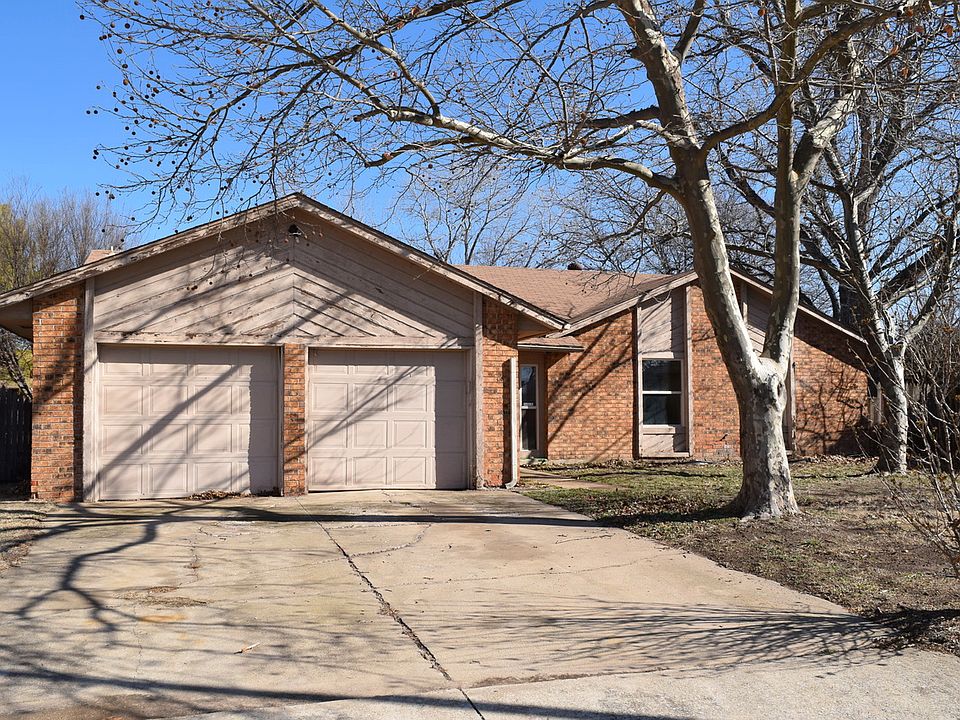 1st image of 203 Terra Ct