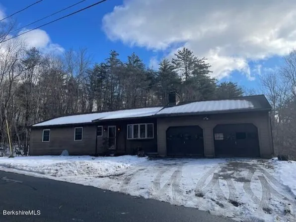 290 Horrigan Rd, Clarksburg, MA 01247