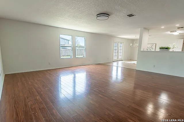 655 Northlake Dr — Photo 13