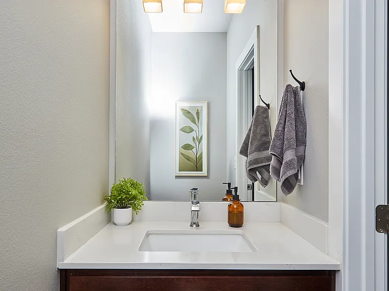 2109 Ammann Dr — Photo 11