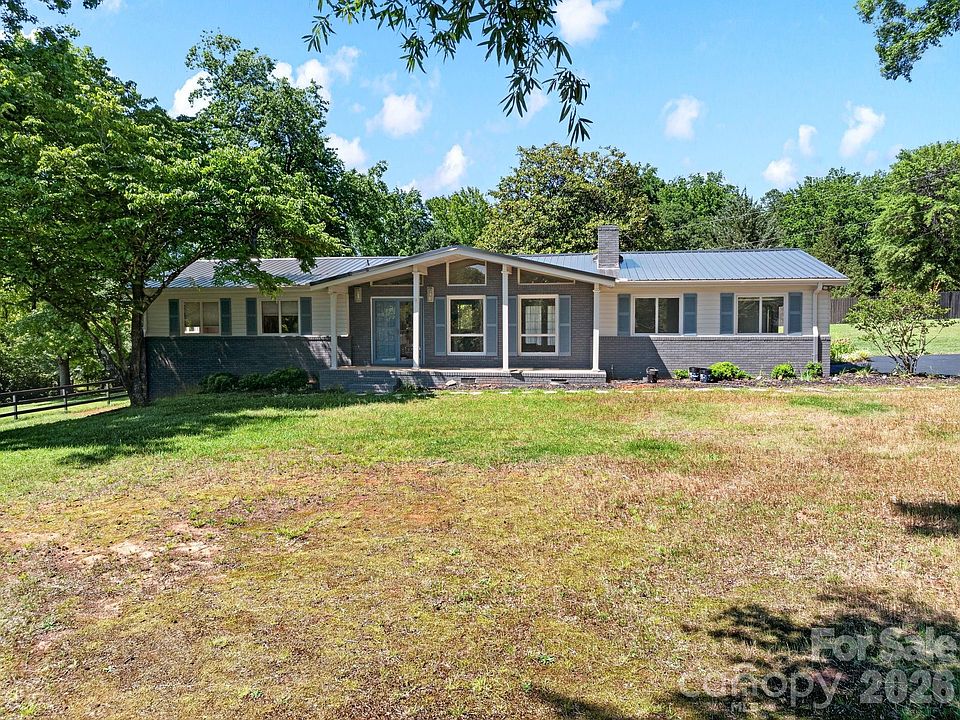 1st image of 1064 Knollwood Ct