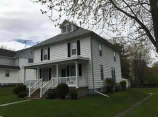 653 Water St, Lomira, WI