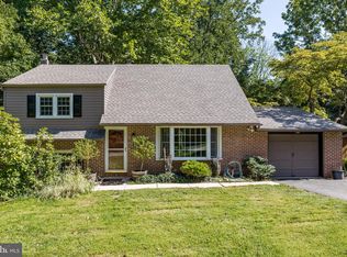 1318 Sherwood Dr, West Chester, PA 19380