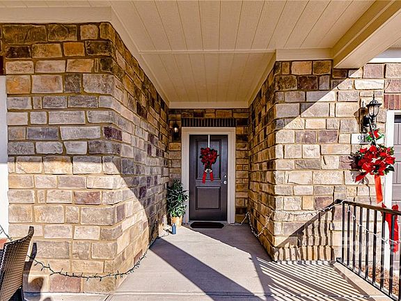 5th image of 9108 Meadowmist Ln