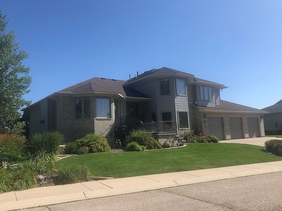 1st image of 1687 Meadowlark Ln