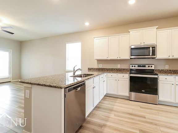 3rd image of 25402 Cypress Bend Dr