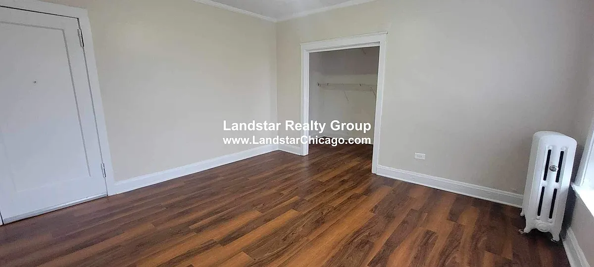 Building Photo - 4866 N Magnolia Ave #309