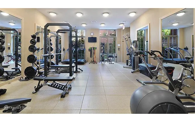 Rented by Douglas Elliman | media 15