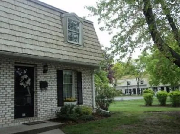 65 Corey Colonial, Agawam, MA 01001