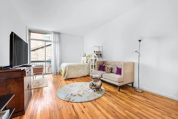 Rented by Douglas Elliman | media 9
