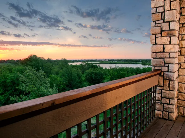 Chisholm Lake Apartments, 3450 N Ridgewood St APT 703, Wichita, KS 67220