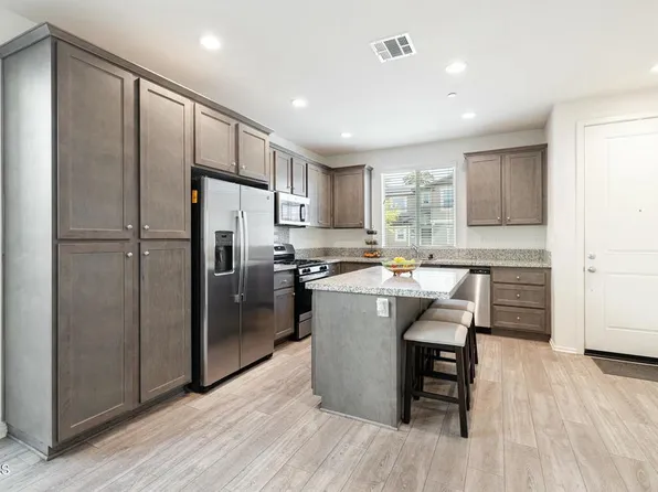 342 Fuerte Dr, Santa Paula, CA 93060