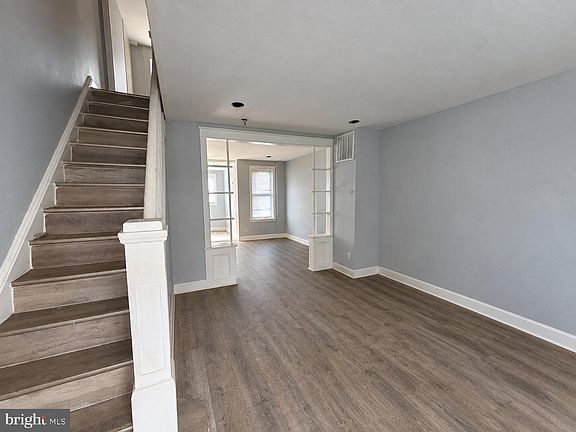 2nd image of 1206 N Curley St