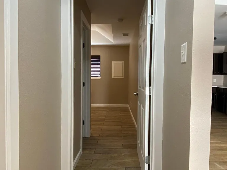 1202 Bryce Dr #8 — Photo 8