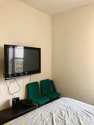 Rented by Buchbinder & Warren | media 26