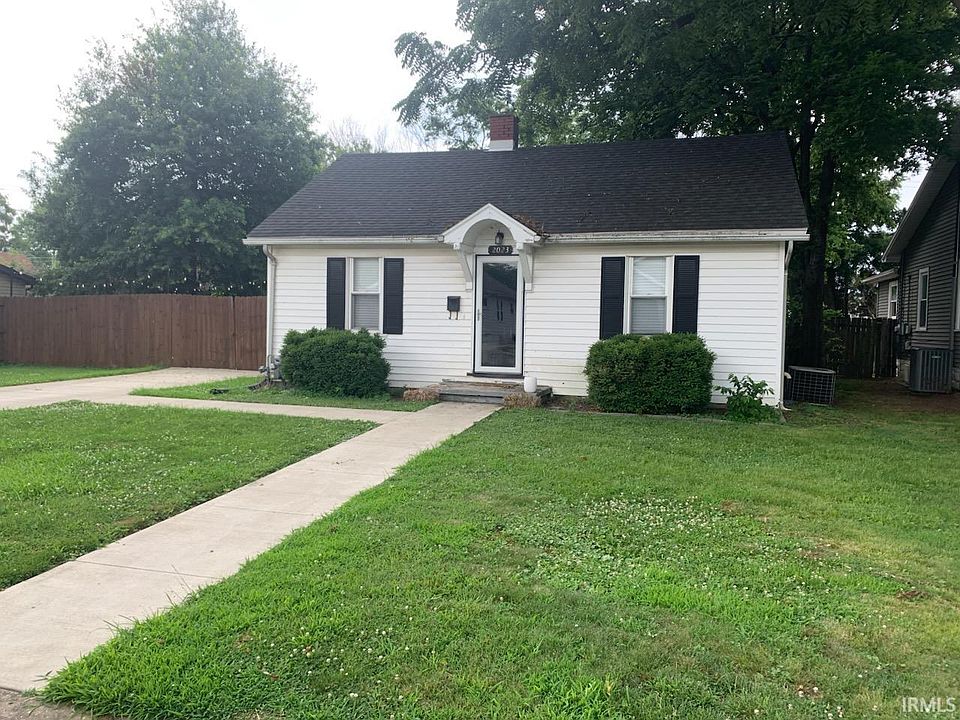 1st image of 2023 E Blackford Ave