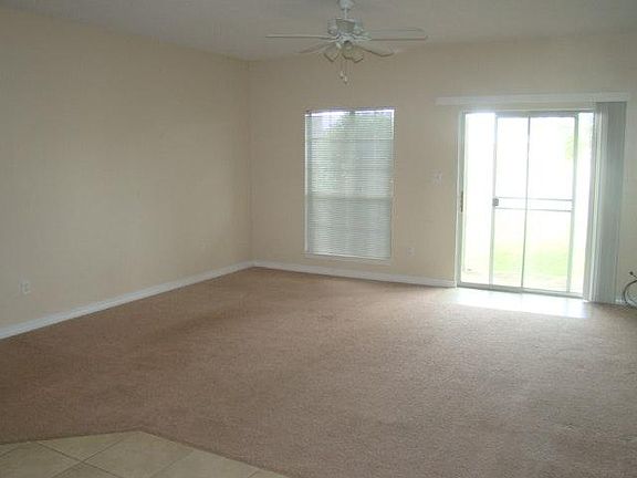 4th image of 2707 Bay Club Dr