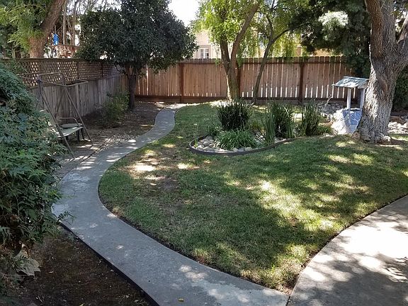 4th image of 135 Palmetto Dr
