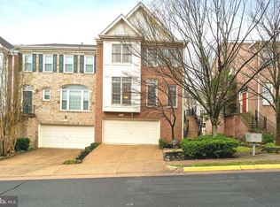 2710 Earls Ct, Vienna, VA 22181
