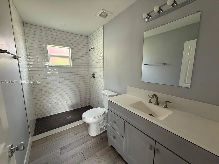 4393 Davis Rd #2 — Photo 7