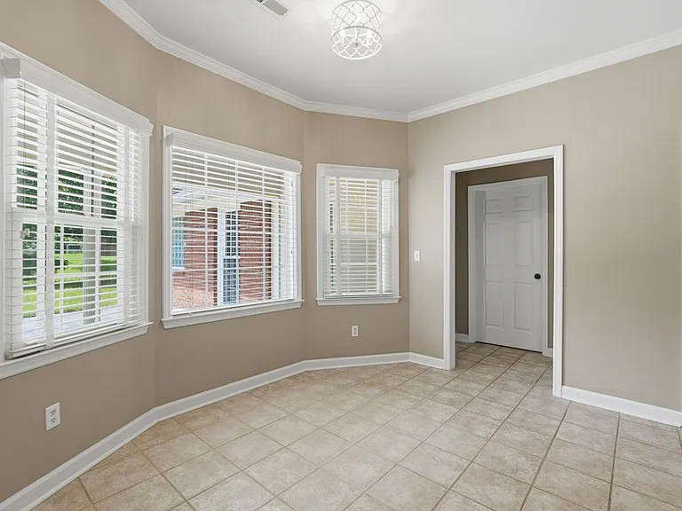 2819 Willowick Trl SE — Photo 11