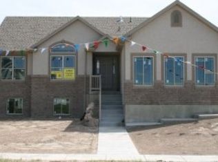 5808 S 4650 W, Hooper, UT 84315
