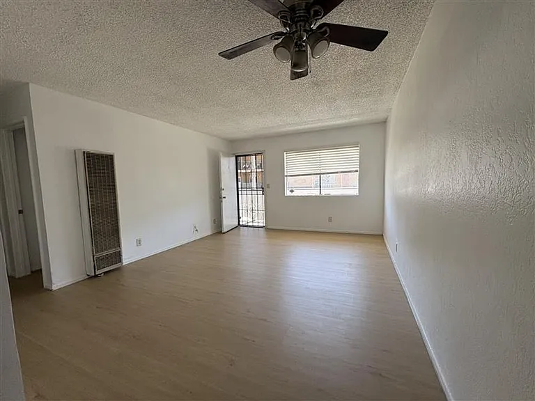 787 Cherry Ave — Photo 1