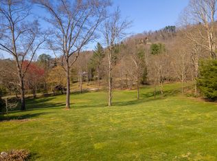 426 Red Rock Rd, Franklin, NC 28734