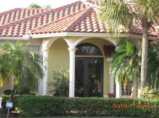 10528 Maple Chase Dr, Boca Raton, FL 33498