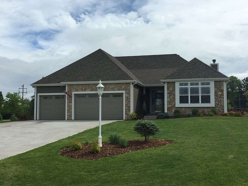1st image of W351N5990 Westshore Ct
