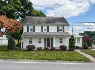 1592 Old Line Rd, Manheim, PA 17545